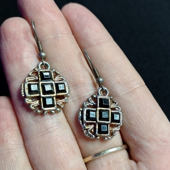 Jewelry - Goth Black and Silver Earrings